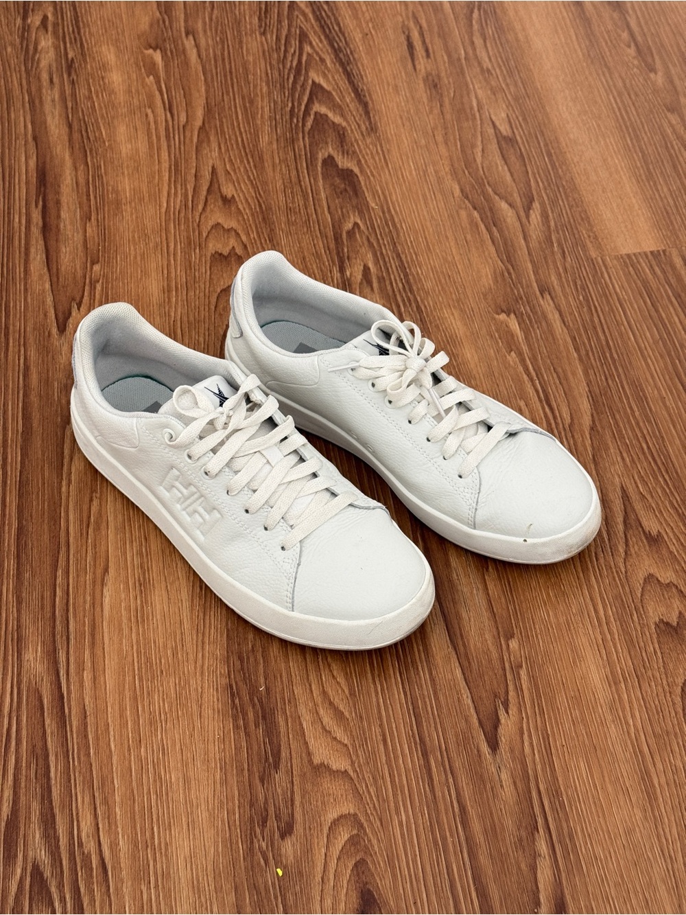 Helly Hansen - US men’s 8 - White Low-Top Leather Sneakers